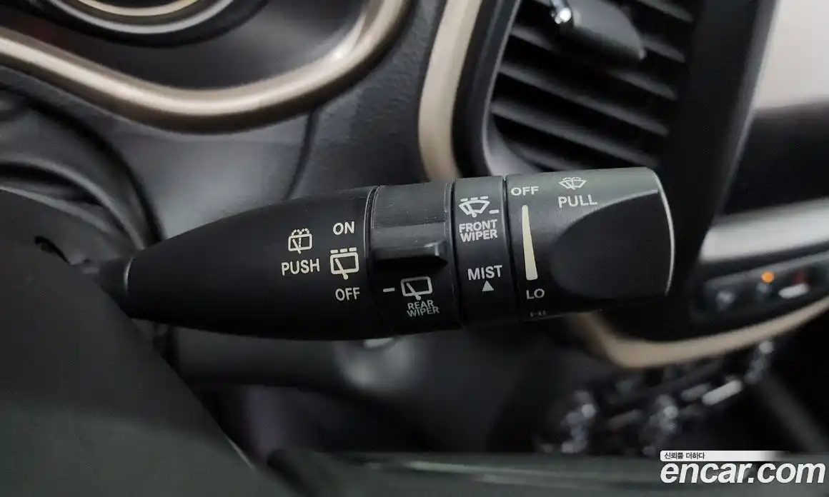 Jeep Cherokee 2015 2.0 Автомат в Москве № 232628, фото 16