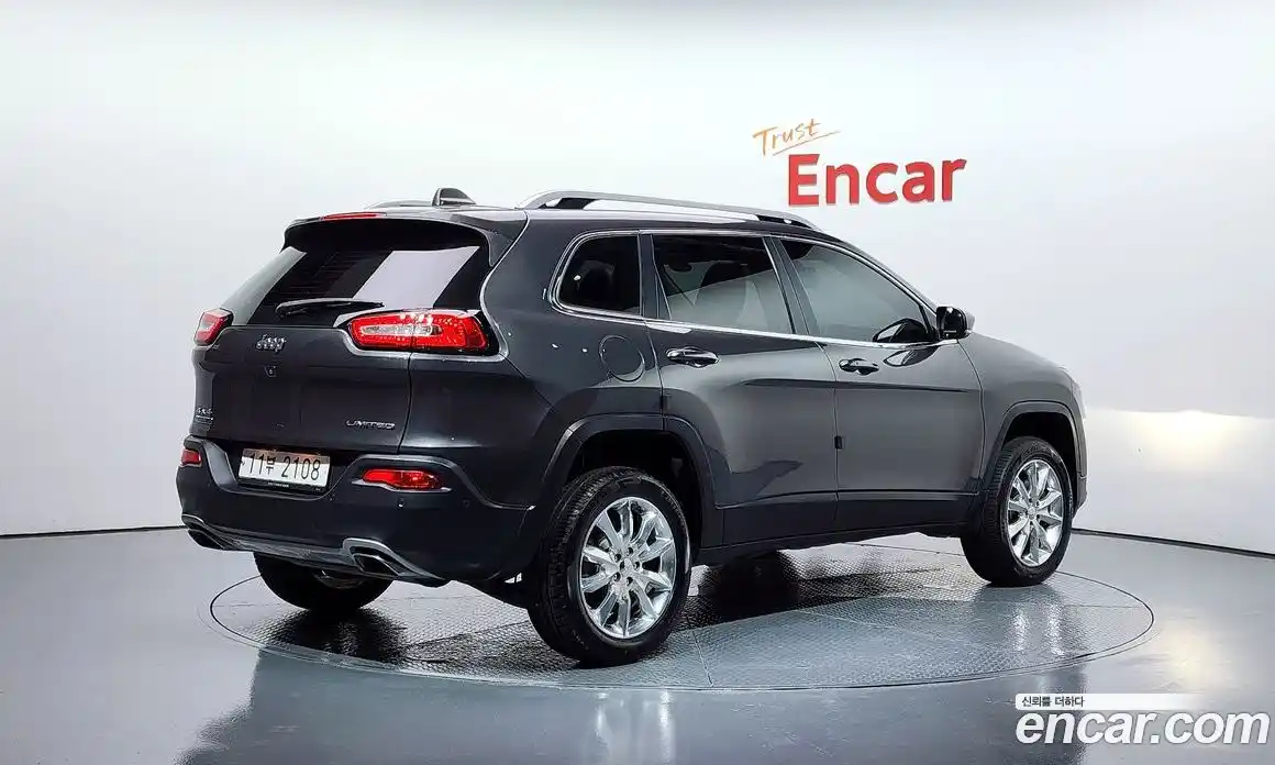 Jeep Cherokee 2015 2.0 Автомат в Москве № 232628, фото 20