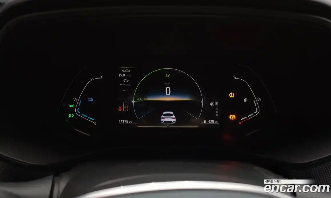 Renault XM3 2023 1.6 Автомат в Москве № 241607, фото 17