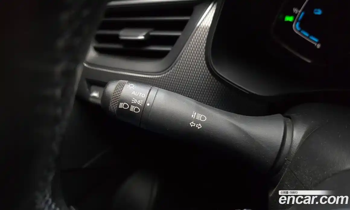 Renault XM3 2023 1.6 Автомат в Москве № 241607, фото 10