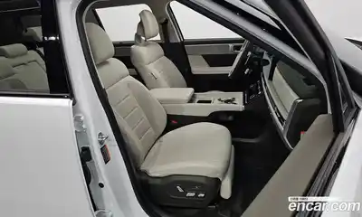 Hyundai Santa Fe 2024 1.6 Автомат в Москве № 244742, миниатюра 7