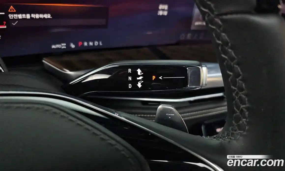 Cadillac Escalade 2025 6.2 Автомат в Москве № 256351, фото 11