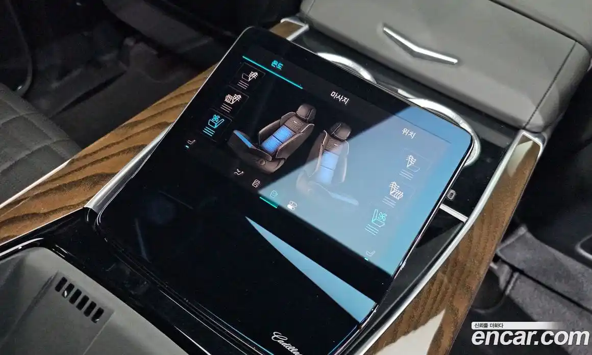 Cadillac Escalade 2025 6.2 Автомат в Москве № 256351, фото 16