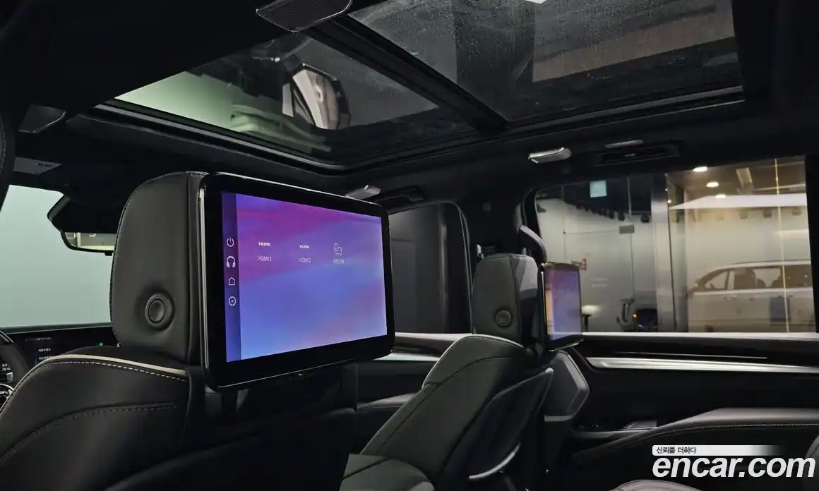 Cadillac Escalade 2025 6.2 Автомат в Москве № 256351, фото 19