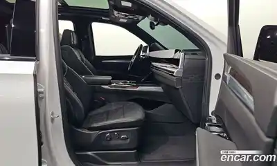 Cadillac Escalade 2025 6.2 Автомат в Москве № 256351, миниатюра 2