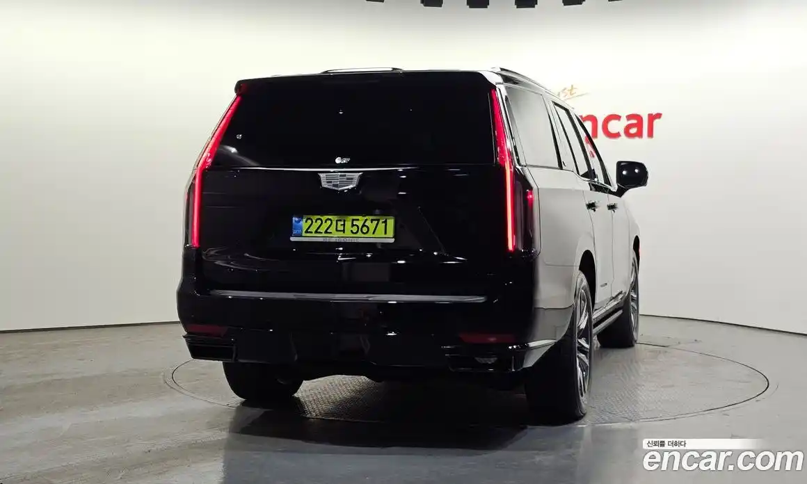 Cadillac Escalade 2024 6.2 Автомат в Москве № 256354, фото 4