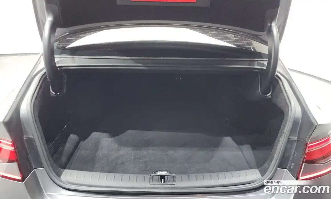 Genesis G90 2023 3.5 Автомат в Москве № 26175, фото 17