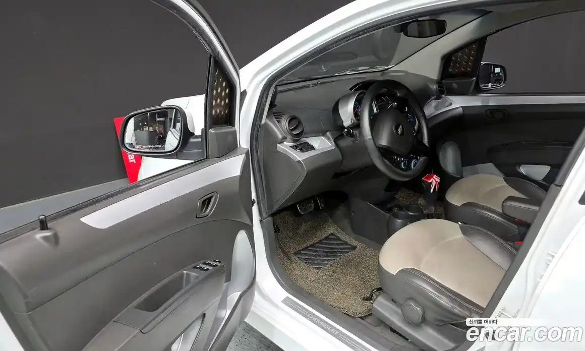 Chevrolet Spark 2012 1.0 Автомат в Москве № 27068, фото 4