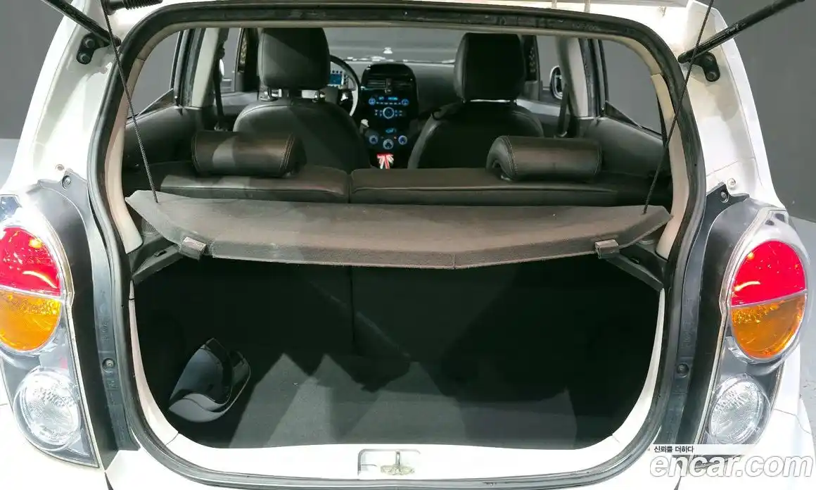 Chevrolet Spark 2012 1.0 Автомат в Москве № 27068, фото 5