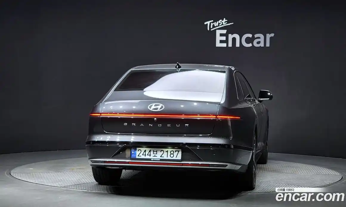 Hyundai Grandeur 2024 1.6 Автомат в Москве № 276281, фото 1