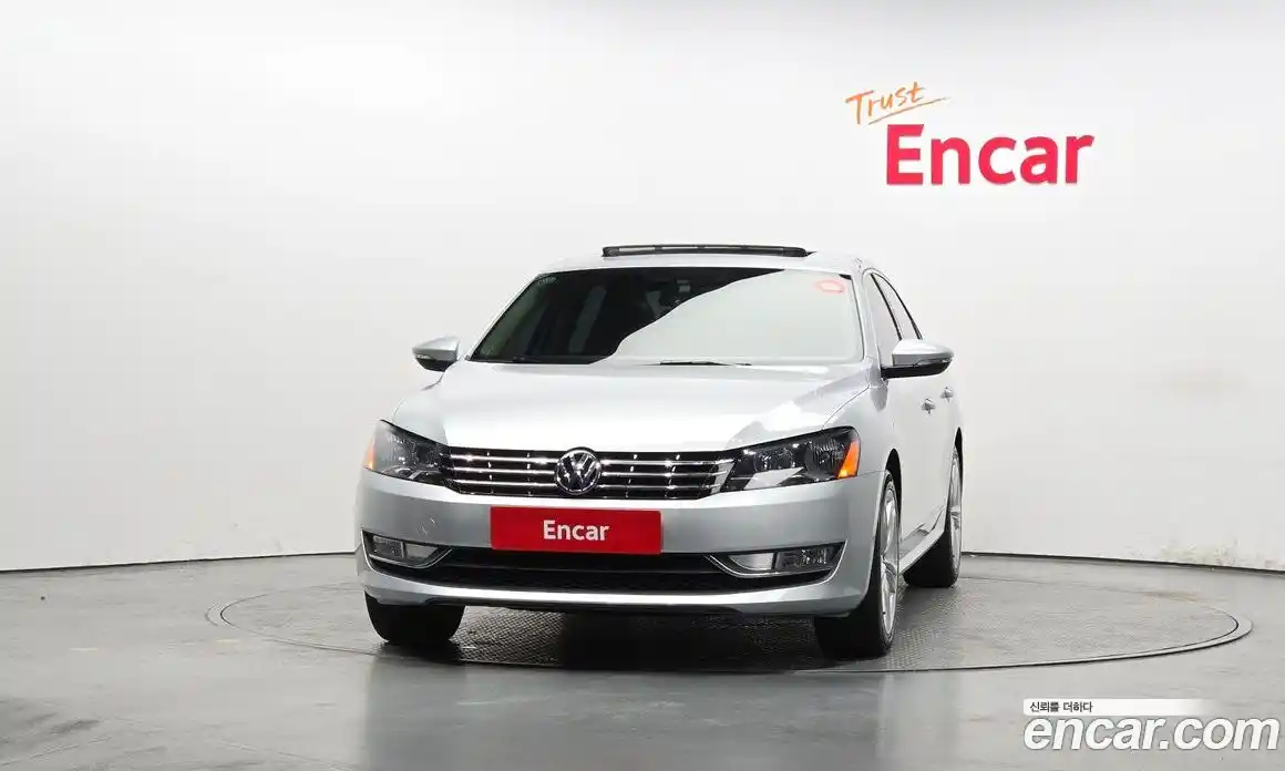 Volkswagen Passat 2014 2.0 Автомат в Москве № 277110, фото 19