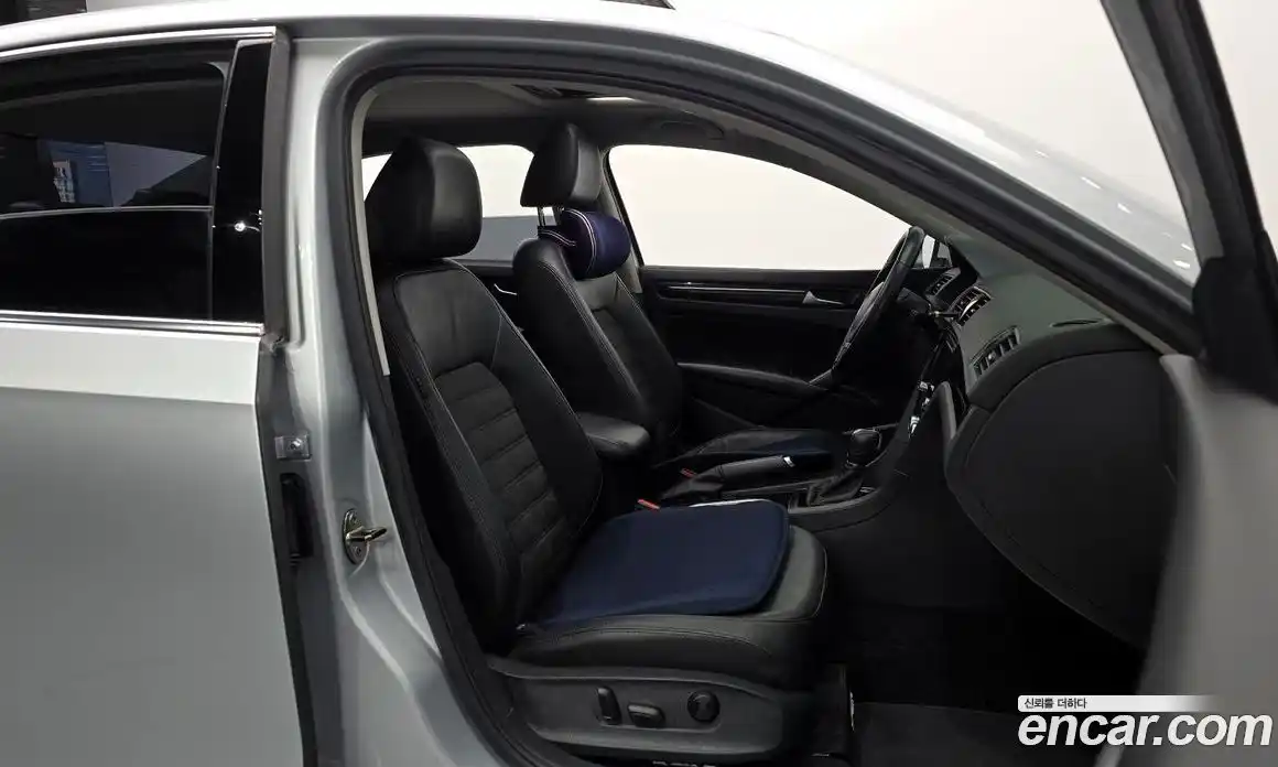 Volkswagen Passat 2014 2.0 Автомат в Москве № 277110, фото 10