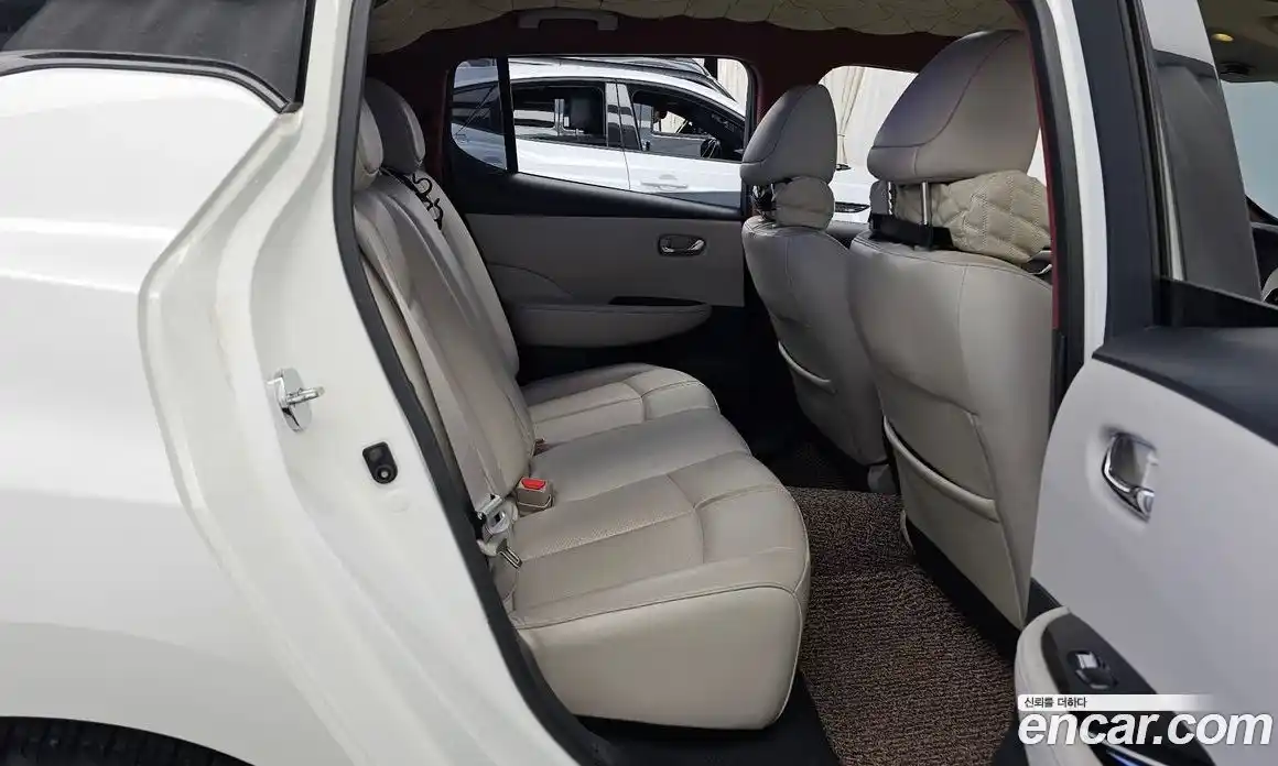 Nissan Leaf 2019 0.1 Автомат в Москве № 284986, фото 12