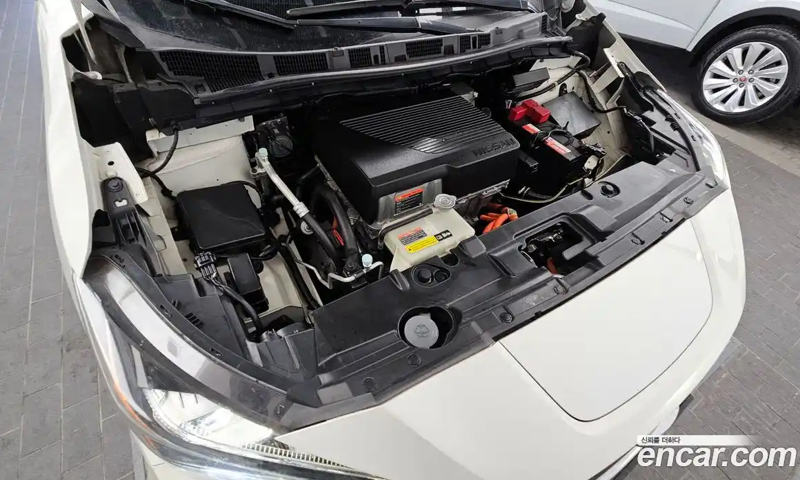 Nissan Leaf 2019 0.1 Автомат в Москве № 284986, фото 14