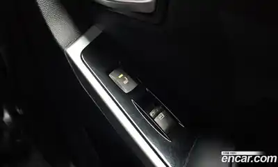 SsangYong Korando 2016 2.2 Автомат в Москве № 291148, миниатюра 7