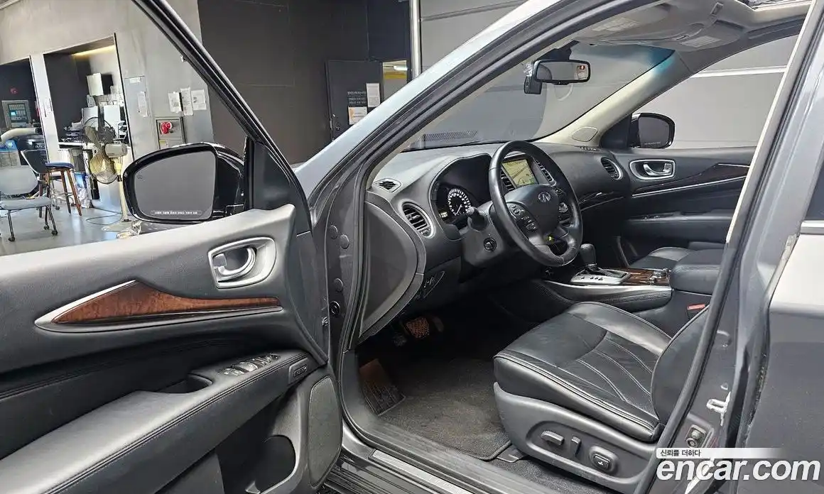 Infiniti QX60 2015 3.5 Автомат в Москве № 294392, фото 11
