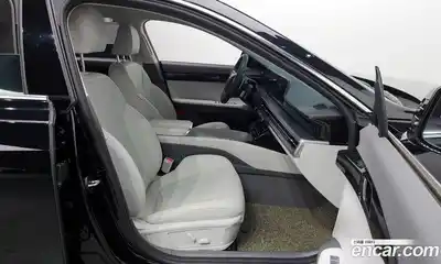 Hyundai Grandeur 2023 2.5 Автомат в Москве № 297252, миниатюра 5