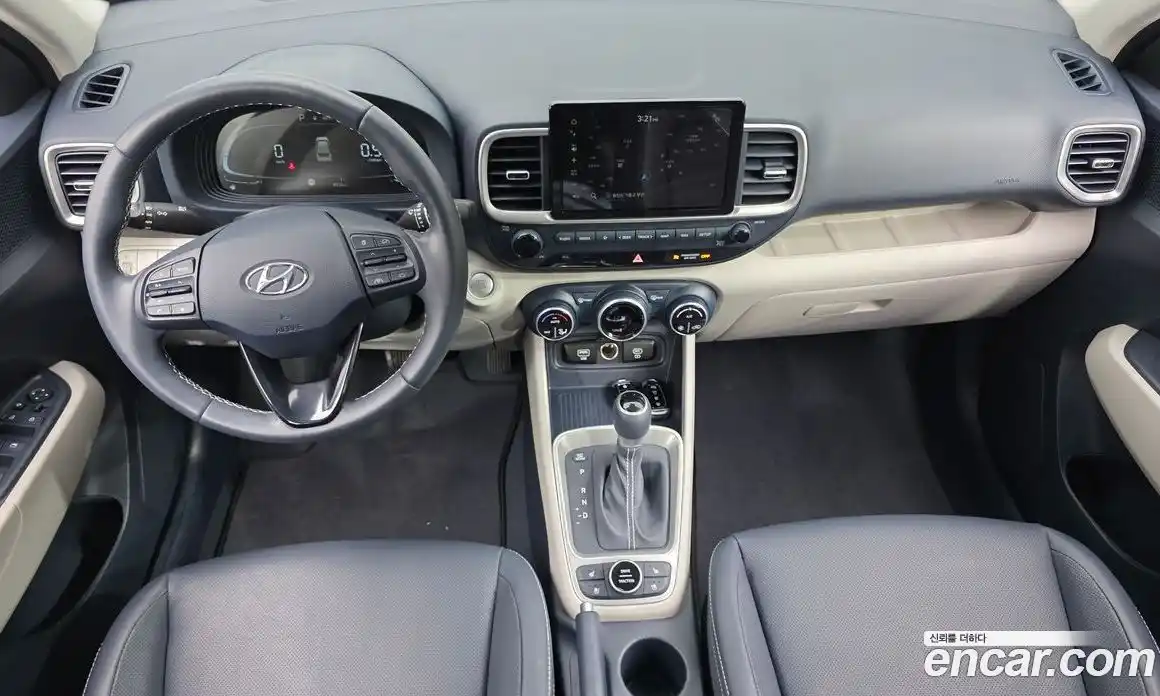 Hyundai Venue 2024 1.6 Автомат в Москве № 2975, фото 1