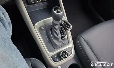 Hyundai Venue 2024 1.6 Автомат в Москве № 2975, миниатюра 4