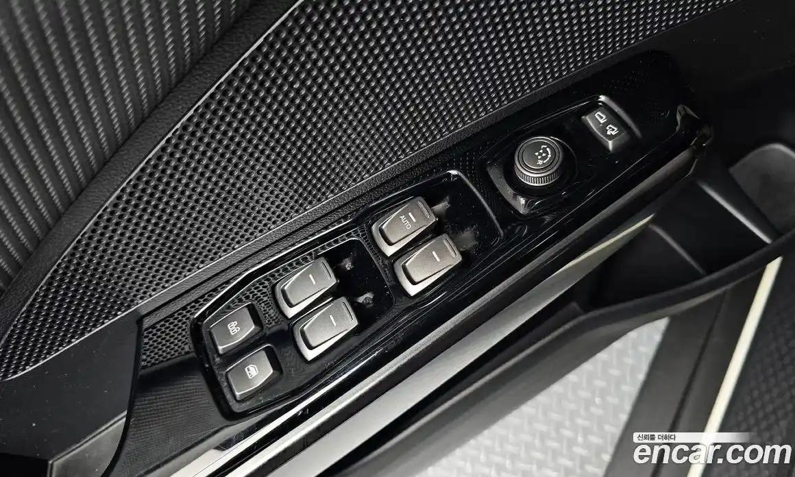 SsangYong TIBOLI 2020 1.5 Автомат в Москве № 30279, фото 16