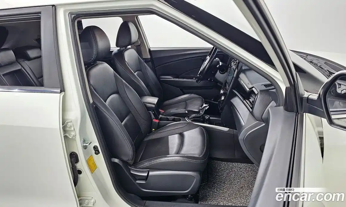 SsangYong TIBOLI 2020 1.5 Автомат в Москве № 30279, фото 18