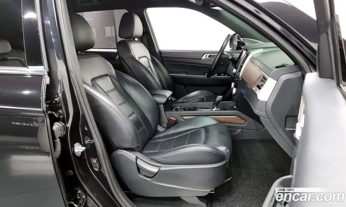 SsangYong Rexton 2018 2.2 Автомат в Москве № 30440, фото 18