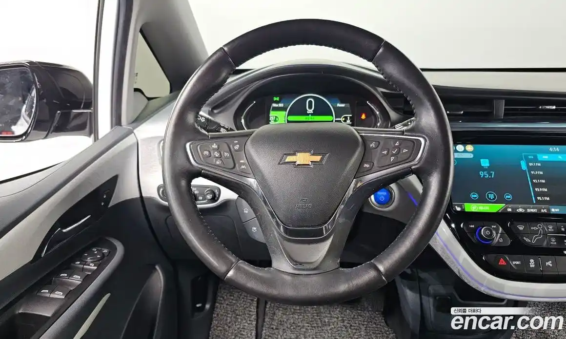 Chevrolet Bolt EV 2021 0.2 Автомат в Москве № 314754, фото 10