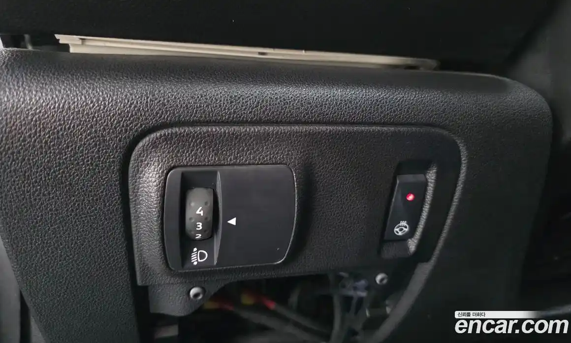 Renault SM6 2022 2.0 Автомат в Москве № 315900, фото 13