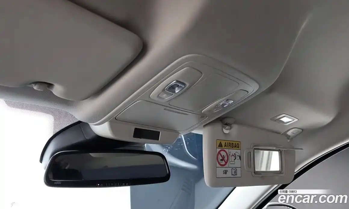 Renault SM6 2022 2.0 Автомат в Москве № 315900, фото 17