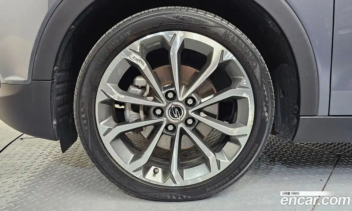 SsangYong TIBOLI 2017 1.6 Автомат в Москве № 32135, фото 6