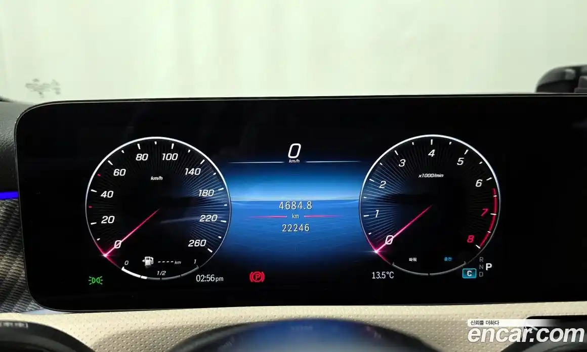 Mercedes-Benz A-Class 2024 2.0 Автомат в Москве № 321759, фото 12