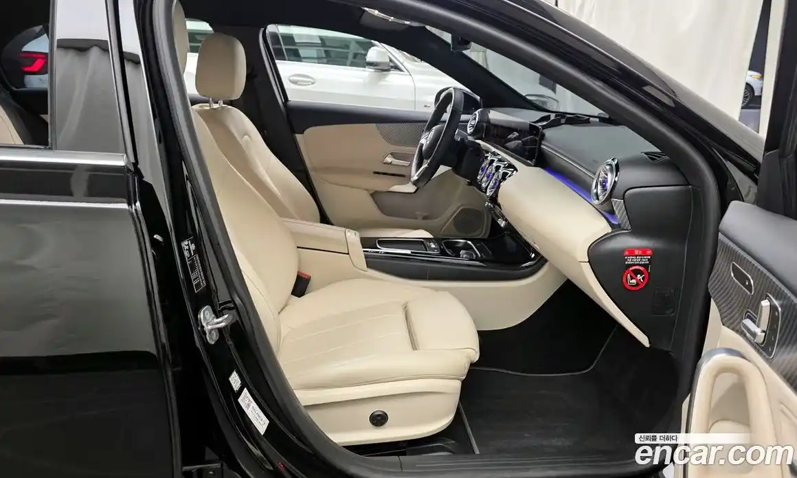 Mercedes-Benz A-Class 2024 2.0 Автомат в Москве № 321759, фото 19