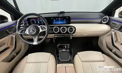 Mercedes-Benz A-Class 2024 2.0 Автомат в Москве № 321759, миниатюра 9