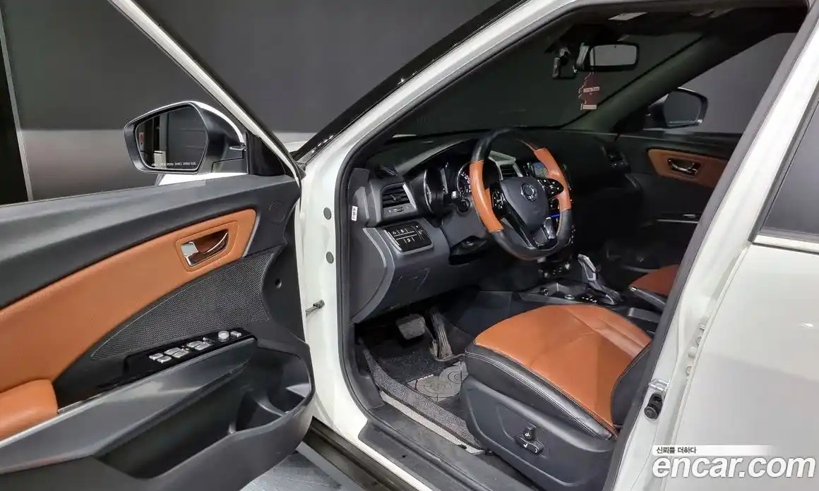 SsangYong TIBOLI 2019 1.6 Автомат в Москве № 32278, фото 11