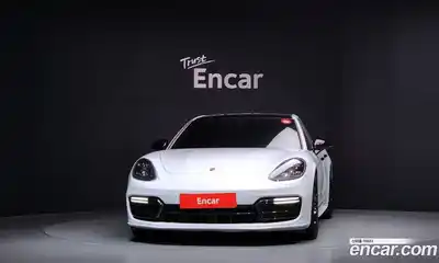 Porsche Panamera, 2020