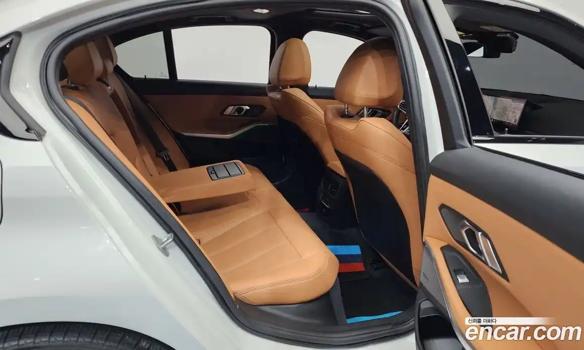 BMW 3-Series 2025 2.0 Автомат в Москве № 330916, фото 13