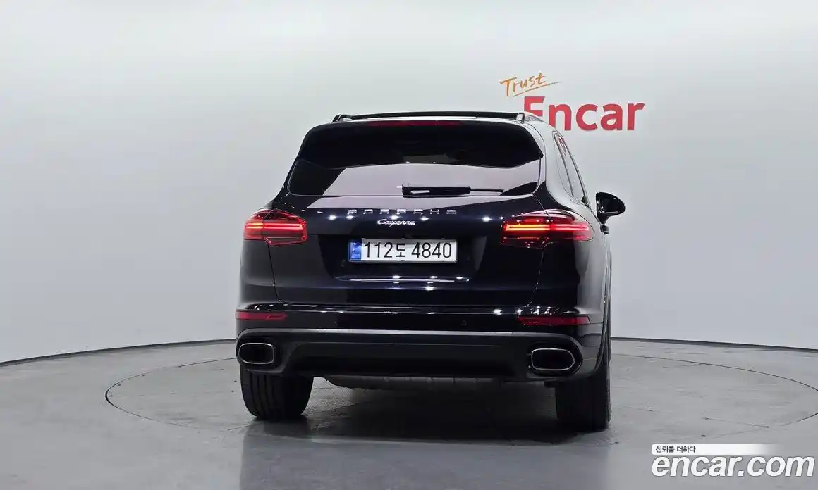 Porsche Cayenne 2017 3.0 Автомат в Москве № 331786, фото 15
