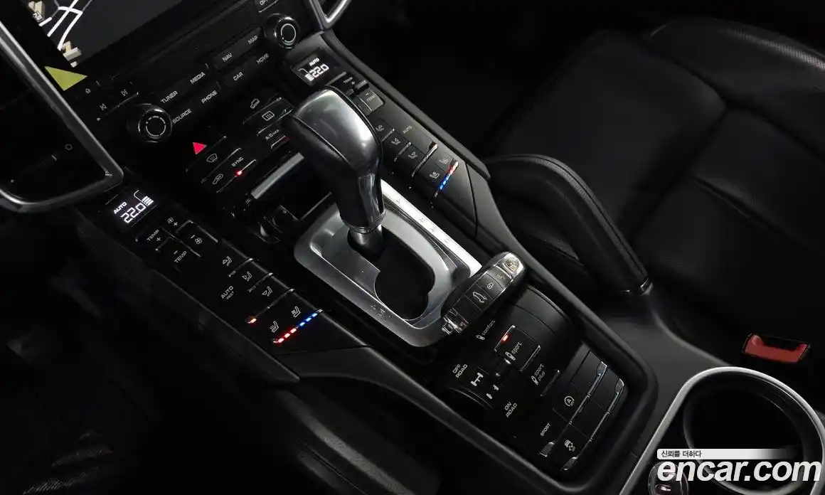 Porsche Cayenne 2017 3.0 Автомат в Москве № 331786, фото 18