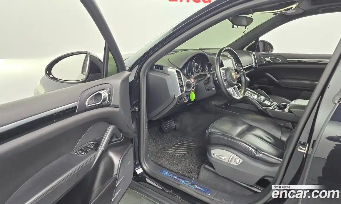 Porsche Cayenne 2017 3.0 Автомат в Москве № 331786, фото 19