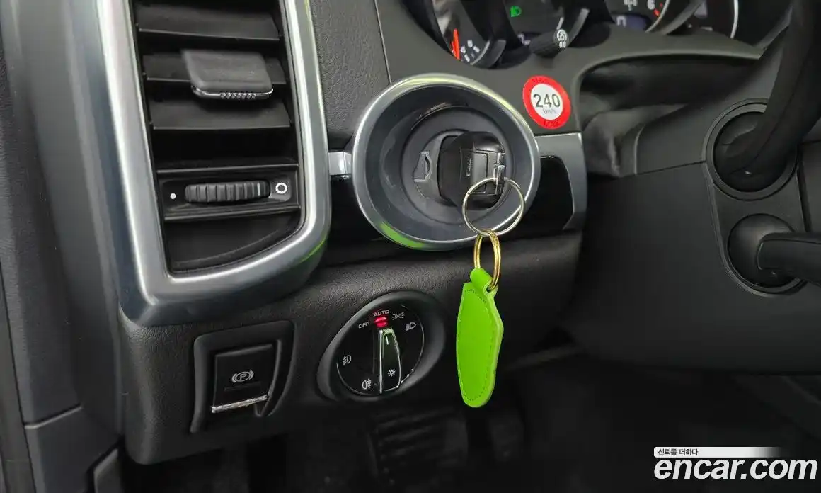 Porsche Cayenne 2017 3.0 Автомат в Москве № 331786, фото 20