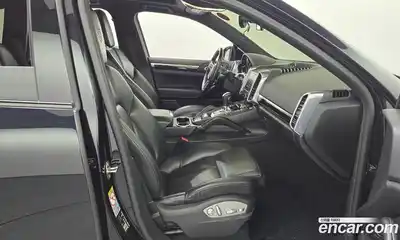 Porsche Cayenne 2017 3.0 Автомат в Москве № 331786, миниатюра 7