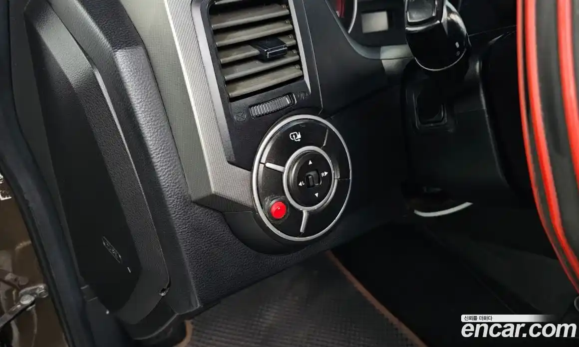 SsangYong Korando 2013 2.0 Автомат в Москве № 341881, фото 9