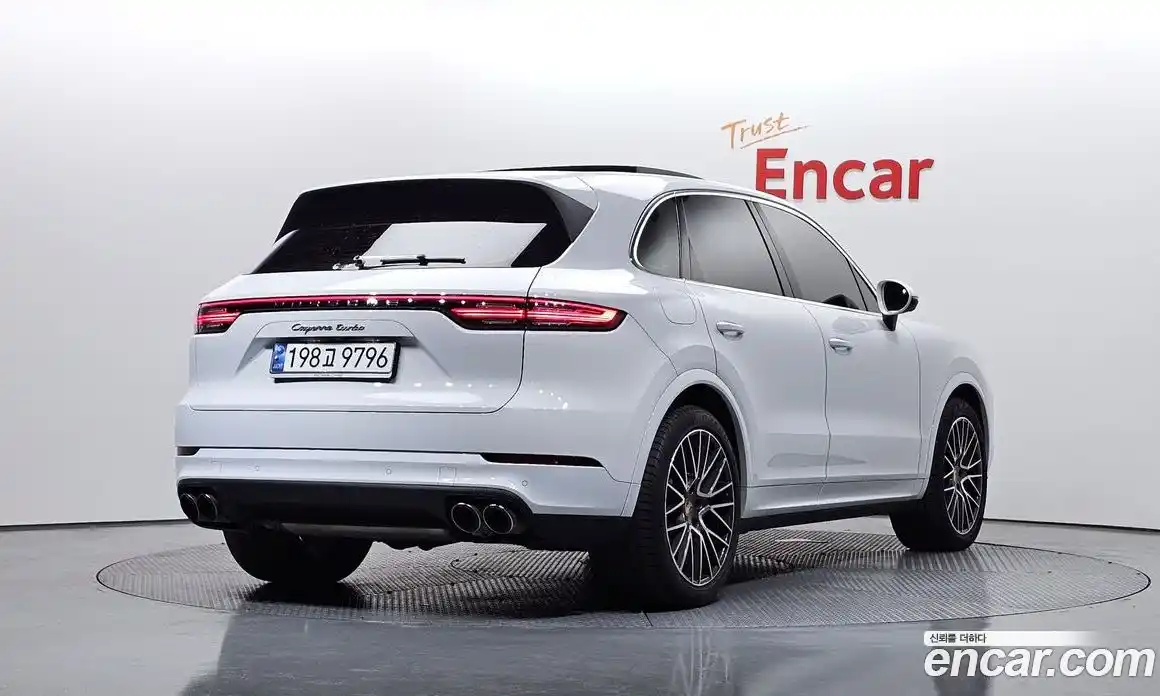 Porsche Cayenne 2019 3.0 Автомат в Москве № 344469, фото 6