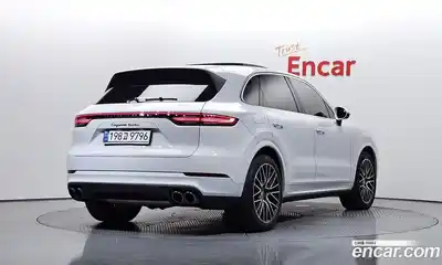 Porsche Cayenne 2019 3.0 Автомат в Москве № 344469, миниатюра 6