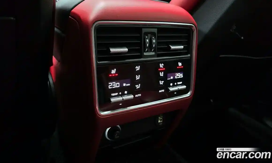 Porsche Cayenne 2019 3.0 Автомат в Москве № 344469, фото 9