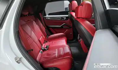 Porsche Cayenne 2019 3.0 Автомат в Москве № 344469, миниатюра 10