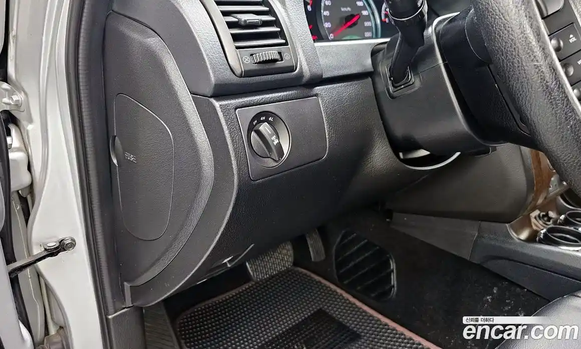 SsangYong Rexton 2013 2.0 Автомат в Москве № 35107, фото 5