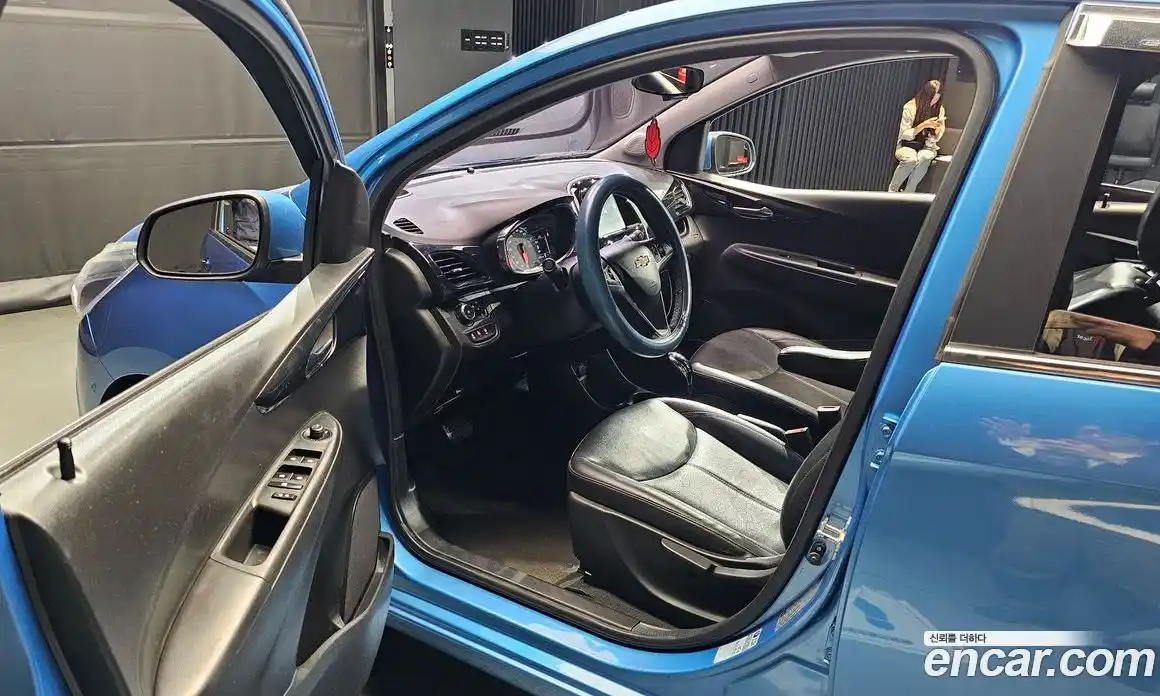 Chevrolet Spark 2016 1.0 Автомат в Москве № 36854, фото 12