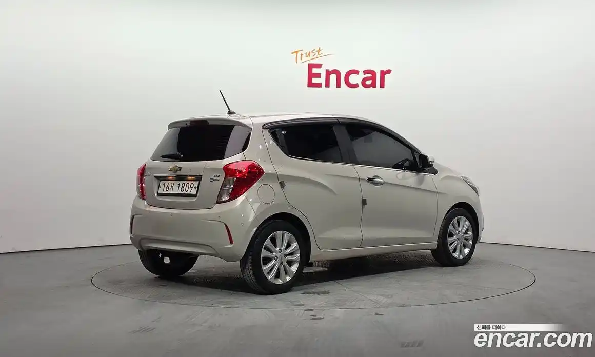 Chevrolet Spark 2018 1.0 Автомат в Москве № 42170, фото 11