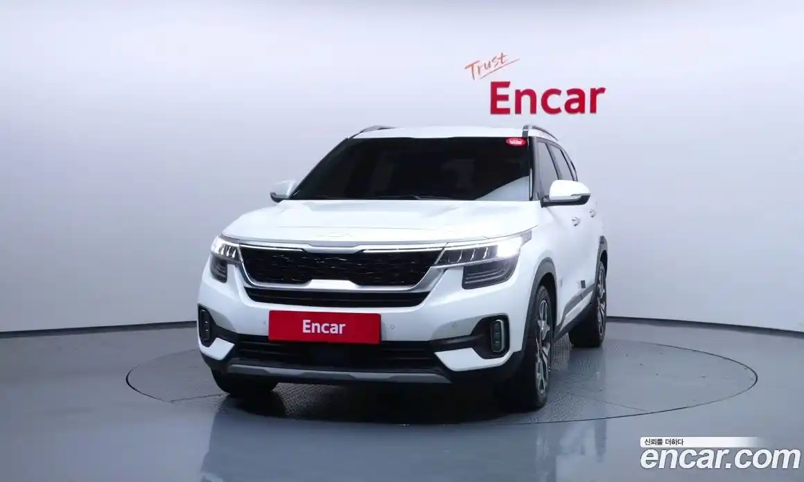 Kia Seltos 2023 1.6 Автомат в Москве № 51315, фото 3